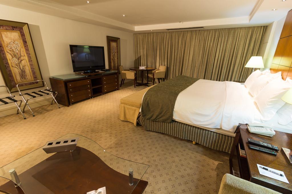Grand Bittar Hotel Brasília Exterior foto A room at the hotel