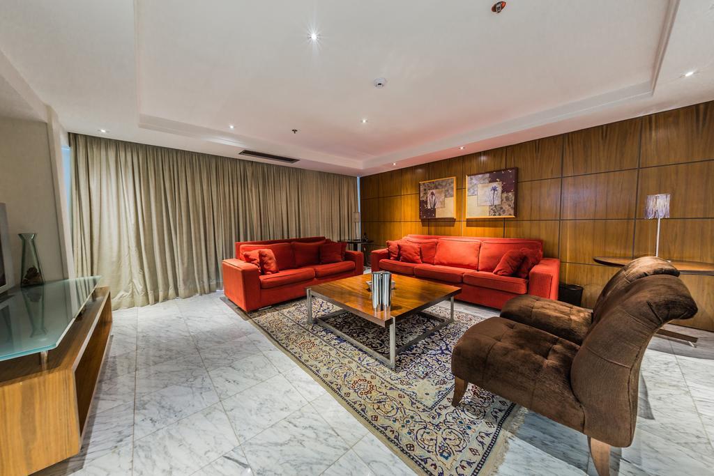 Grand Bittar Hotel Brasília Exterior foto A living room in a suite at the hotel