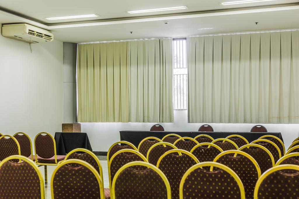 Grand Bittar Hotel Brasília Exterior foto A conference room
