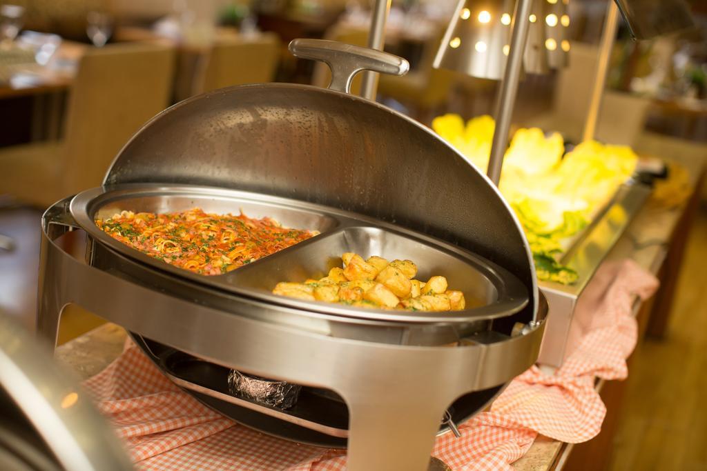 Grand Bittar Hotel Brasília Exterior foto A chafing dish